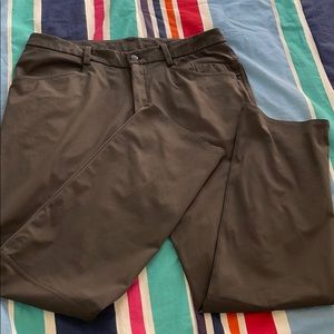 Lululemon Men’s grey pants size 34